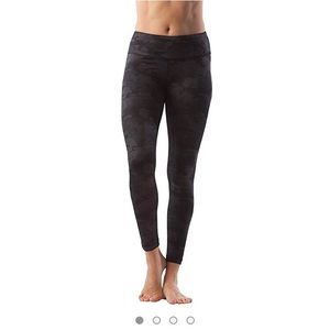 90 Degrees by Reflex Leggings Camo Charcoal
